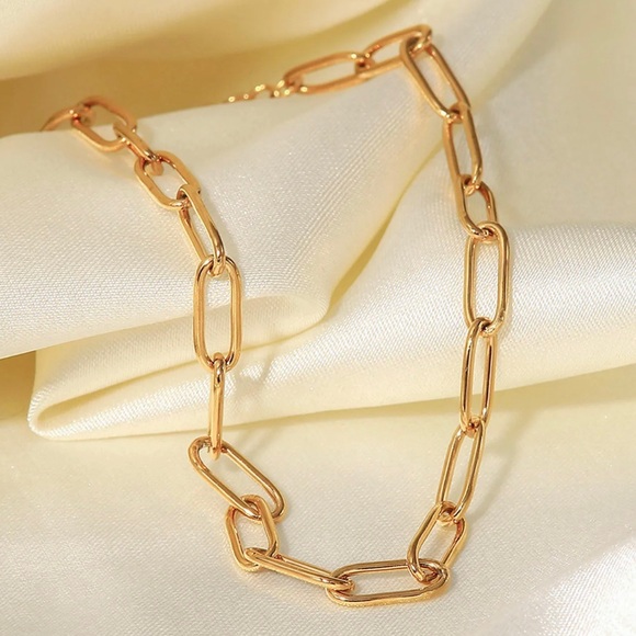 New 18K Gold Stainless Steel Paperclip Anklet - Picture 4 of 5